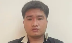 Dùng kim tiêm đâm 5 học sinh